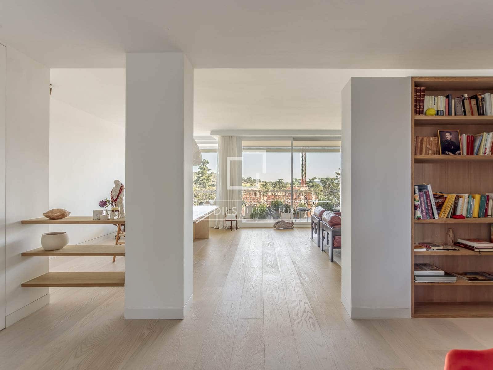 3 Zimmer Apartment zu vermieten in Madrid Stadt mit Pool Garage - 4.200 € (Ref: 9893056)