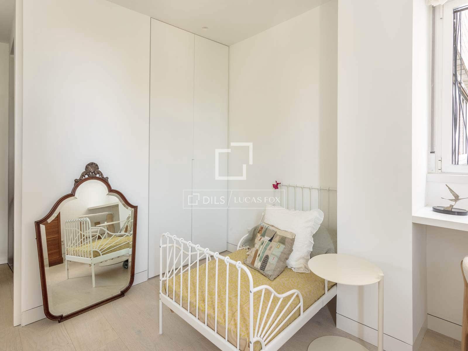 3 Zimmer Apartment zu vermieten in Madrid Stadt mit Pool Garage - 4.200 € (Ref: 9893056)
