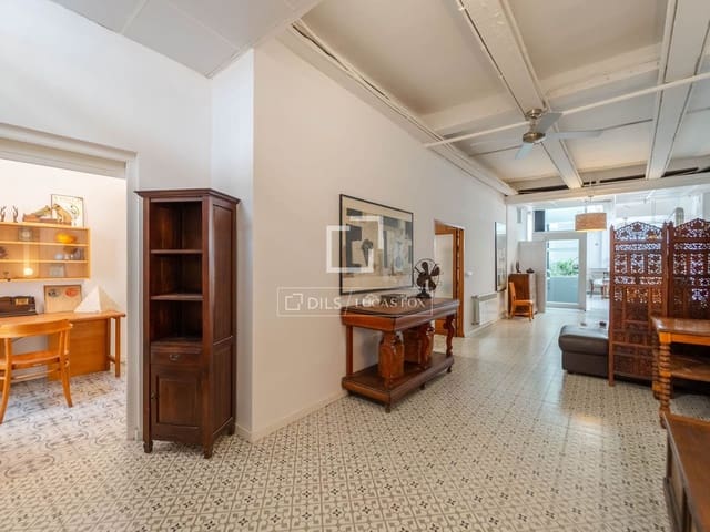 5 bedroom Villa for sale in En Corts, Valencia city - € 795,000 (Ref: 9893058)