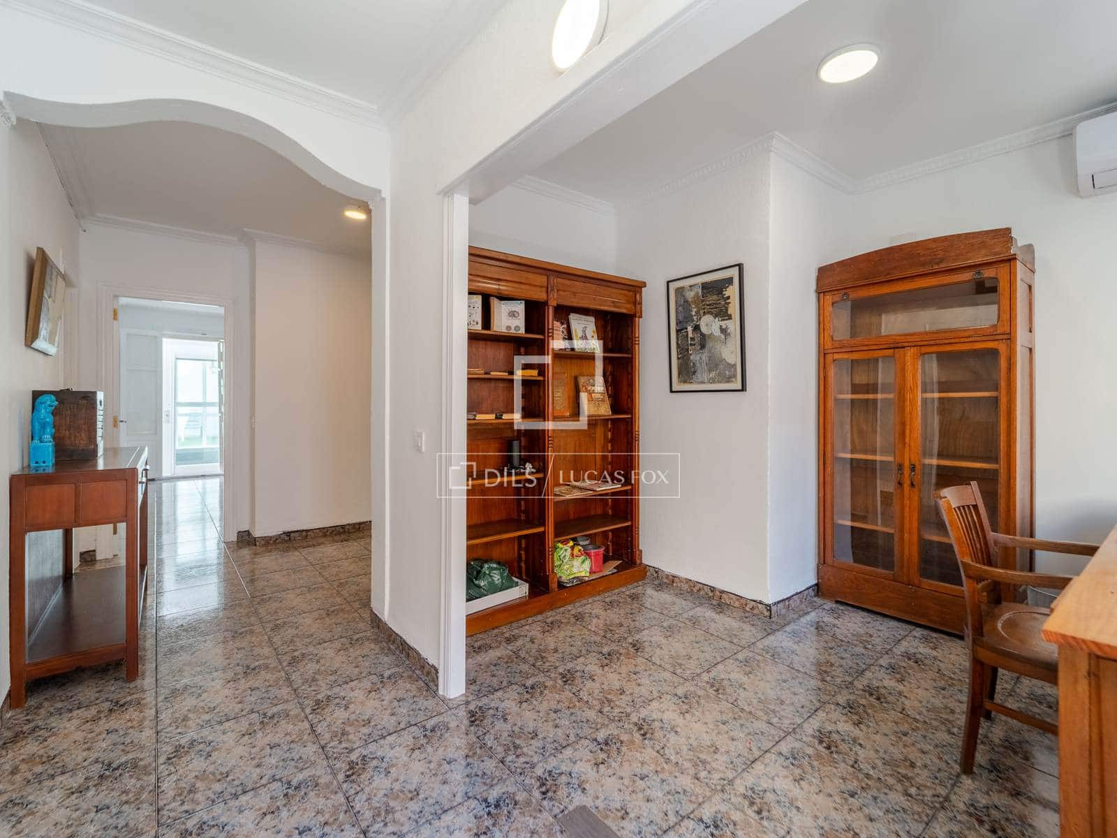 5 soveværelse Villa til salg i Valencia by - € 795.000 (Ref: 9893058)