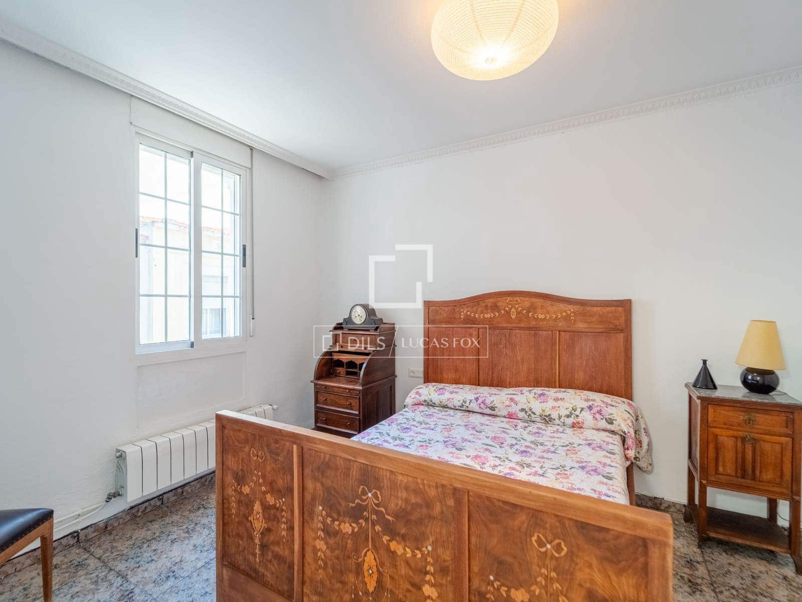 5 soveværelse Villa til salg i Valencia by - € 795.000 (Ref: 9893058)