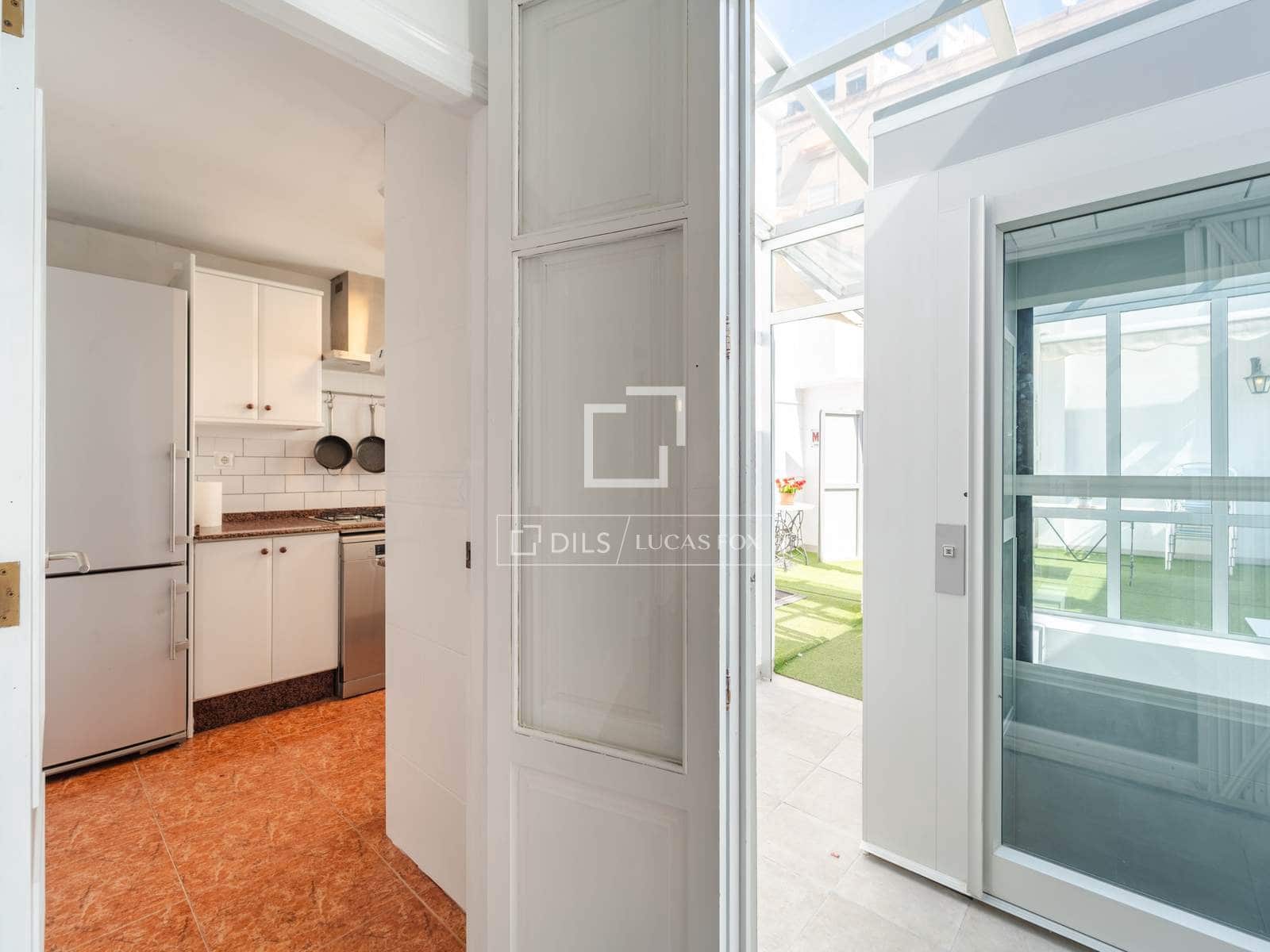 5 soveværelse Villa til salg i Valencia by - € 795.000 (Ref: 9893058)