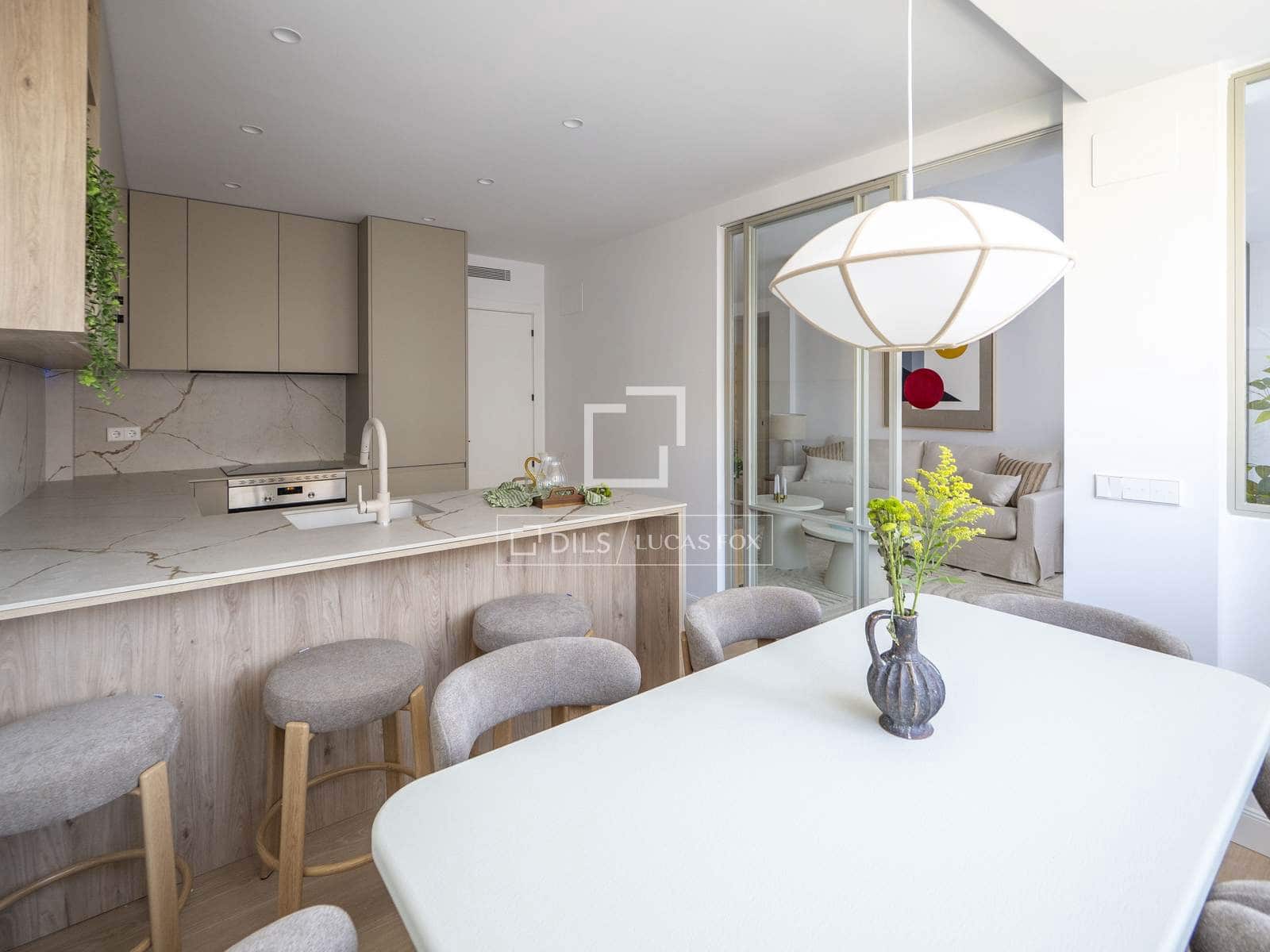 Apartamento de 4 habitaciones en Madrid ciudad en venta - 1.190.000 € (Ref: 9893059)