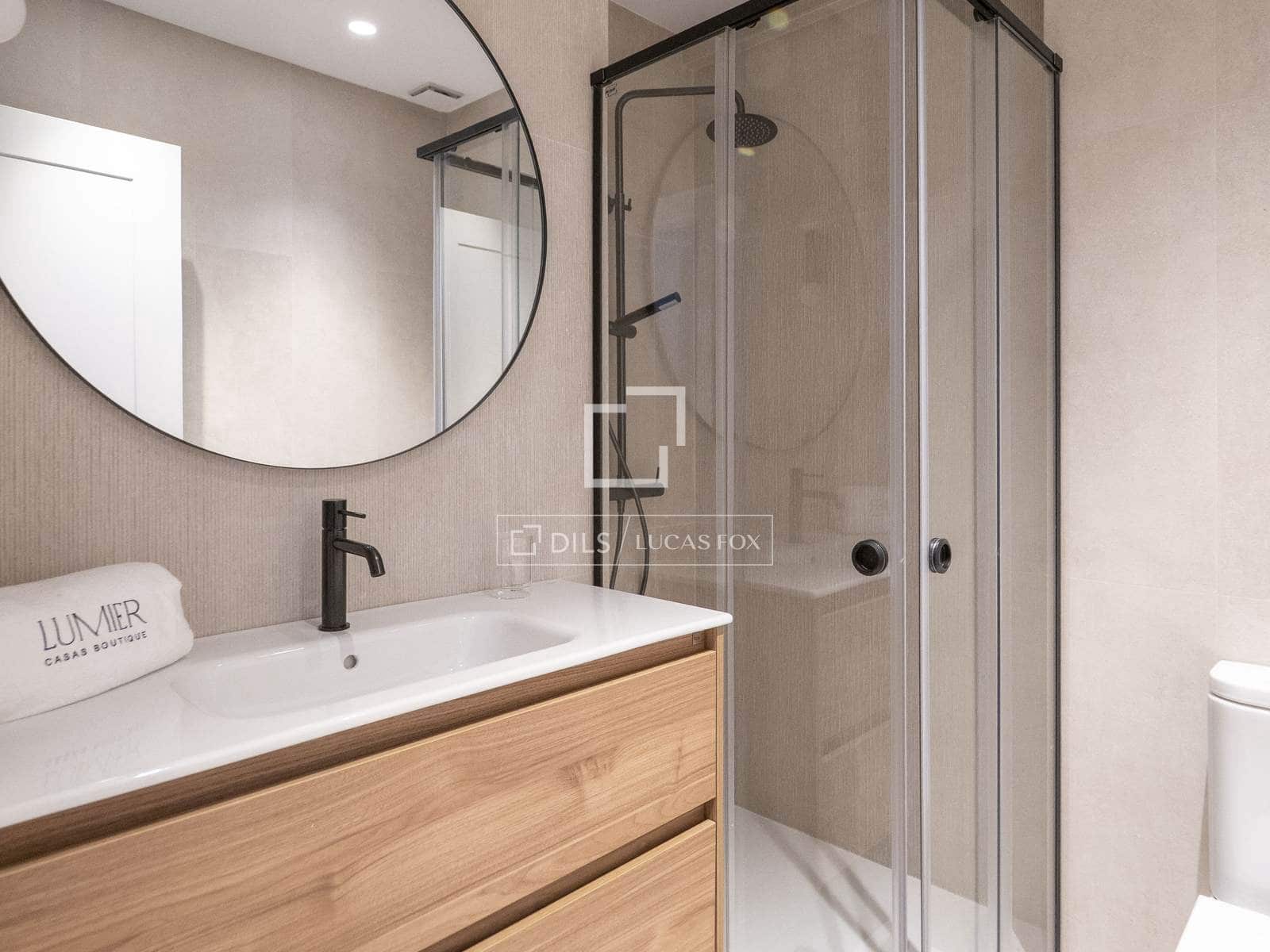 Apartamento de 4 habitaciones en Madrid ciudad en venta - 1.190.000 € (Ref: 9893059)