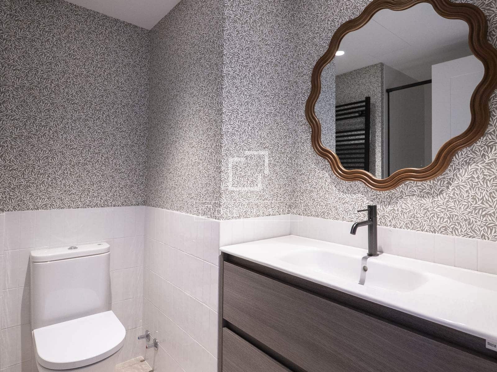 Apartamento de 4 habitaciones en Madrid ciudad en venta - 1.190.000 € (Ref: 9893059)
