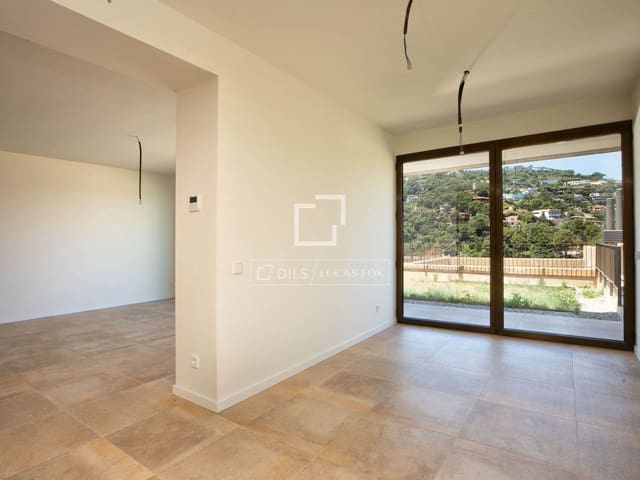 4 bedroom Villa for sale in Sa Riera, Begur with pool - € 823,000 (Ref: 9893185)