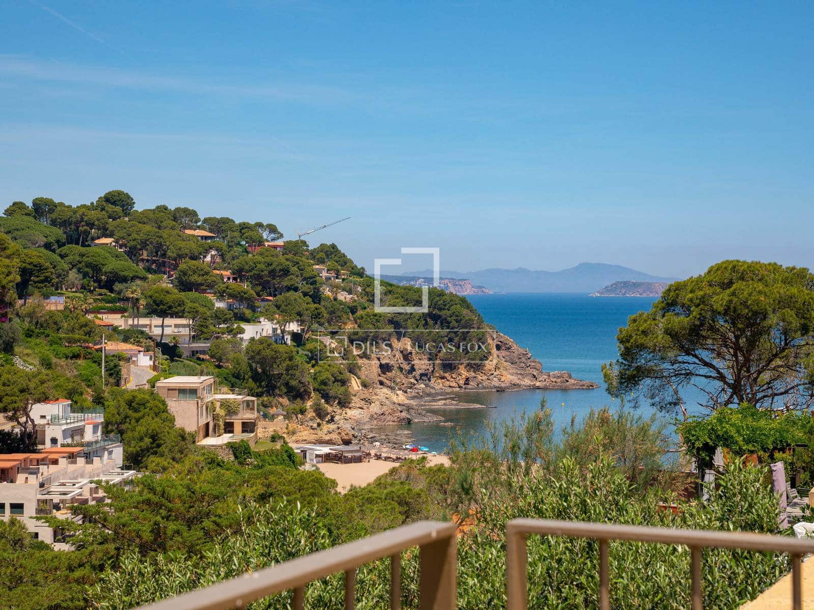 4 sovrum Villa till salu i Sa Riera med pool - 755 000 € (Ref: 9893187)