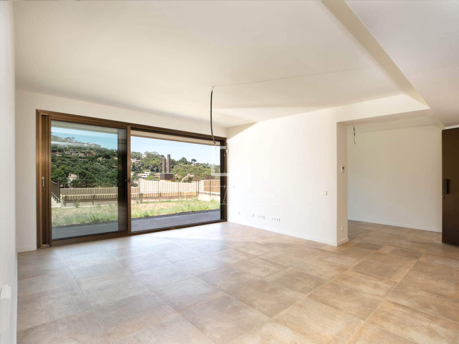 4 sovrum Villa till salu i Sa Riera med pool - 835 000 € (Ref: 9893188)