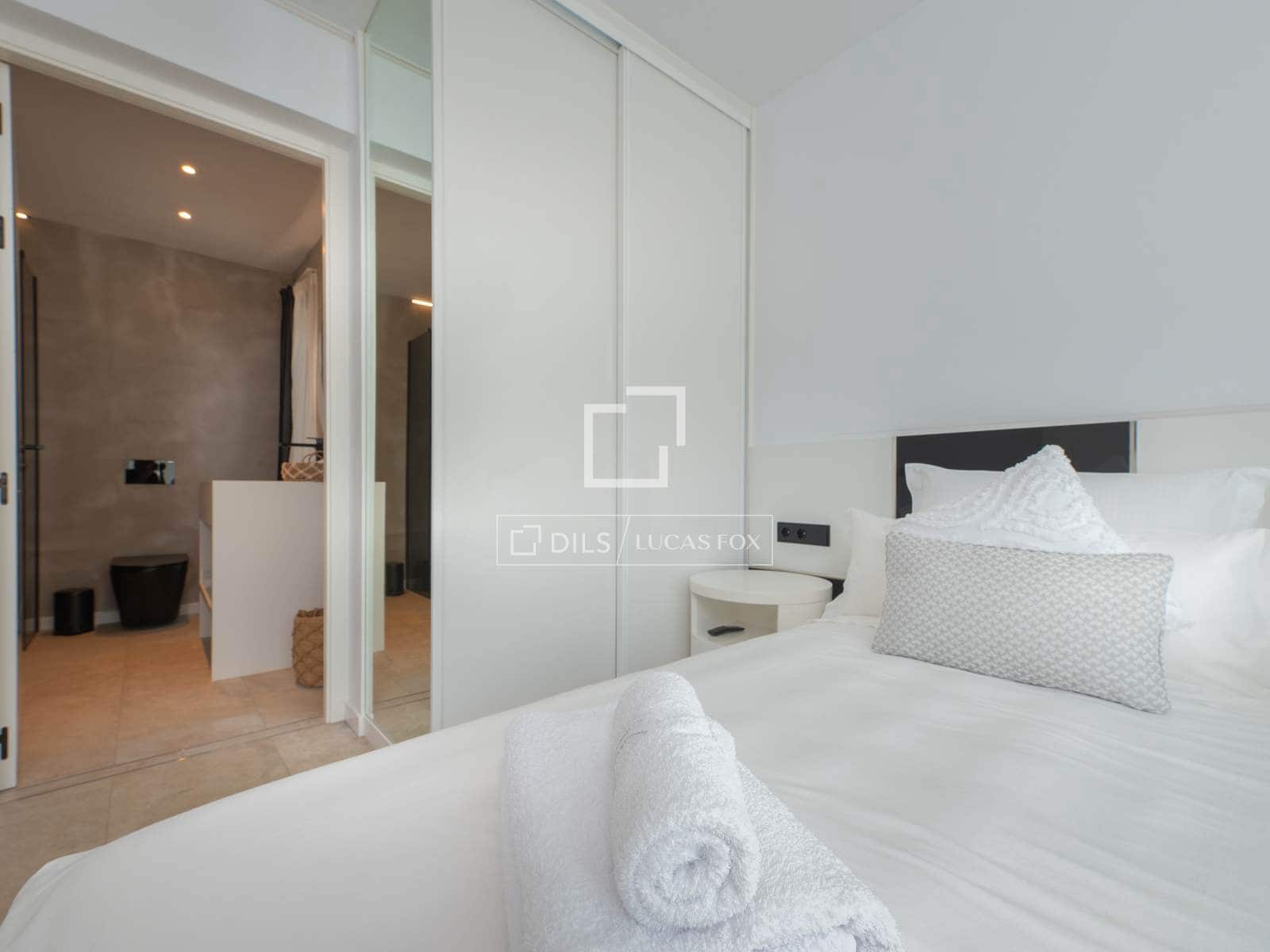 4 slaapkamer Villa te huur in Ibiza dorp met zwembad garage - € 12.500 (Ref: 9893192)