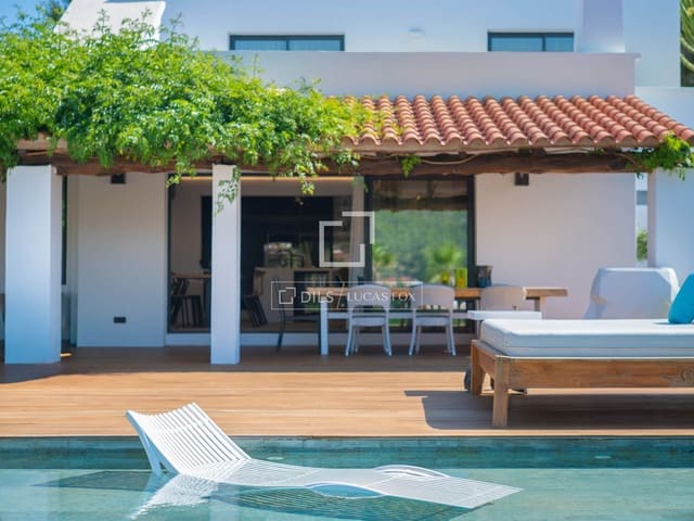4 soverom Villa til leie i Ibiza by med svømmebasseng garasje - € 12 500 (Ref: 9893192)
