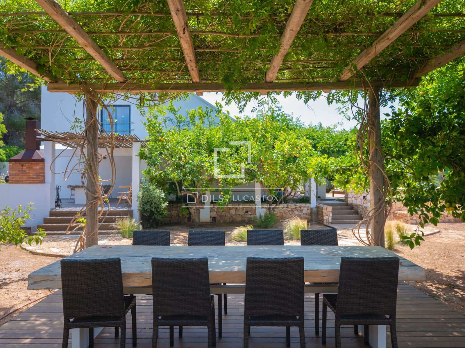 4 slaapkamer Villa te huur in Ibiza dorp met zwembad garage - € 12.500 (Ref: 9893192)