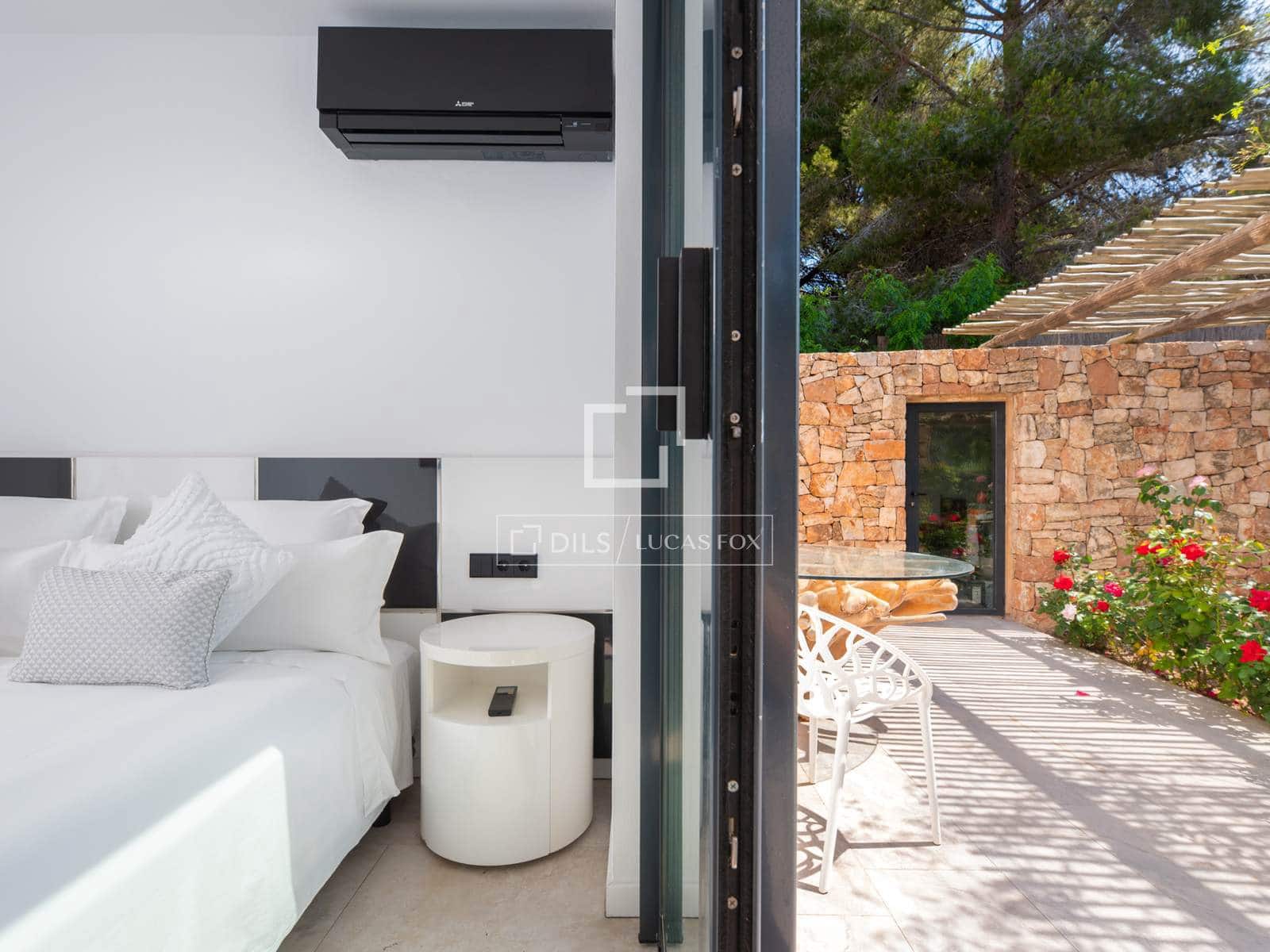 4 slaapkamer Villa te huur in Ibiza dorp met zwembad garage - € 12.500 (Ref: 9893192)