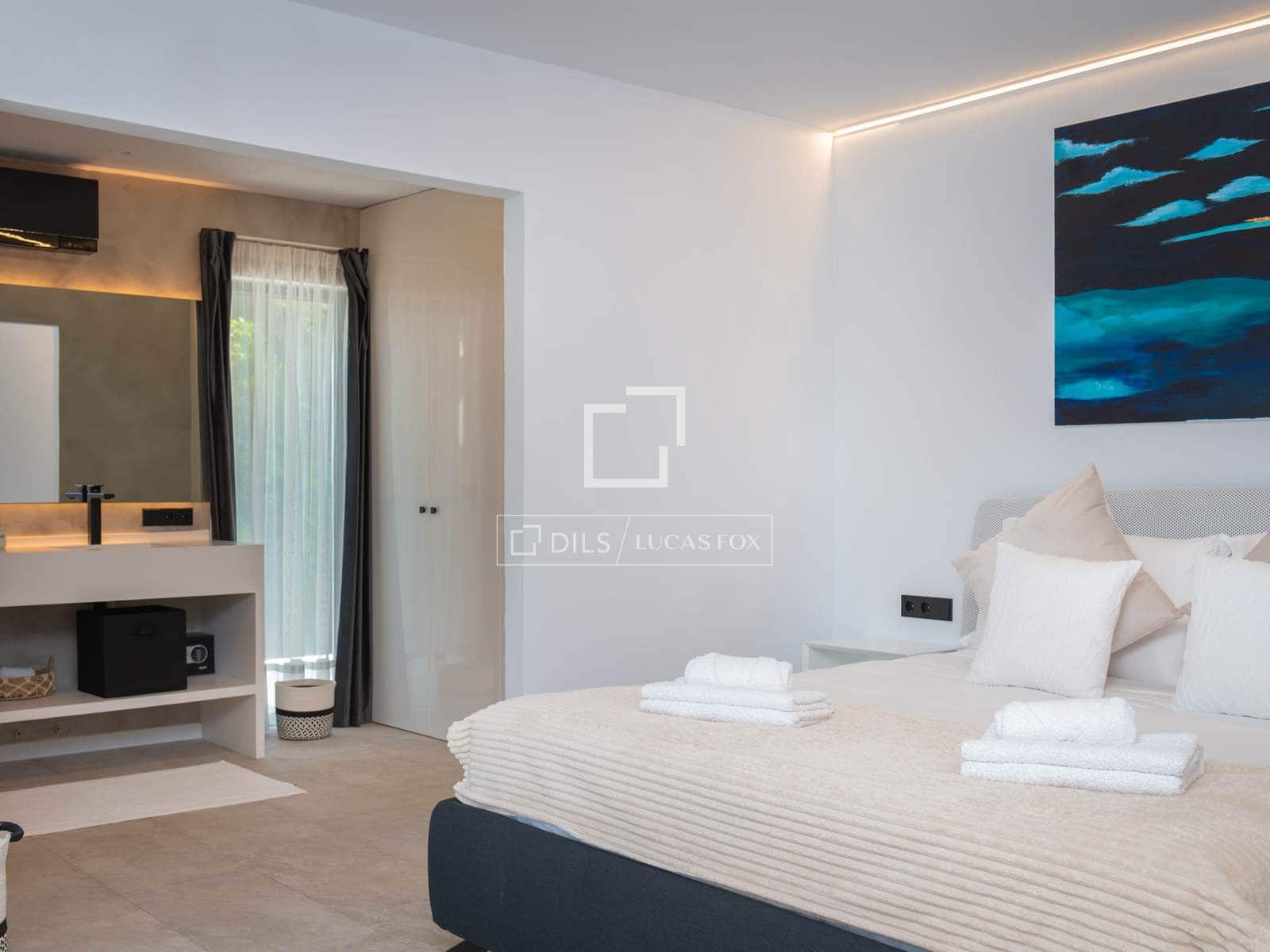 4 slaapkamer Villa te huur in Ibiza dorp met zwembad garage - € 12.500 (Ref: 9893192)