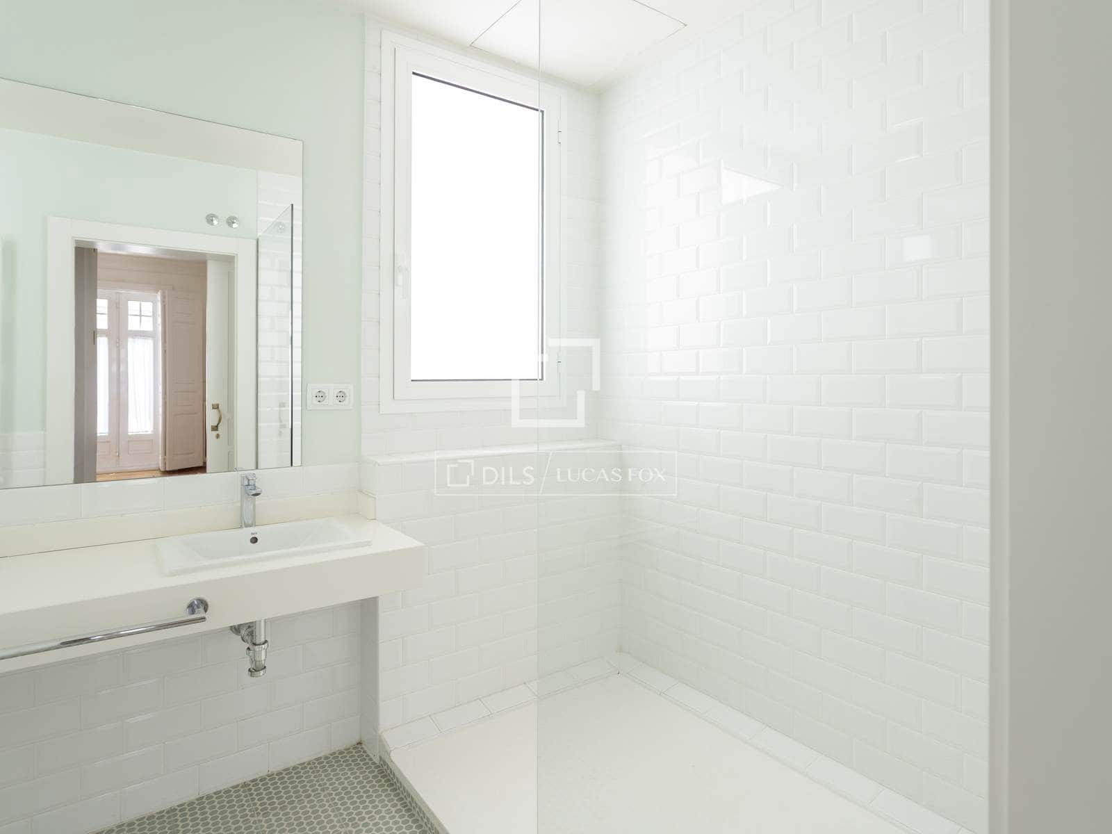 4 soverom Leilighet til leie i Madrid by - € 7 200 (Ref: 9893193)