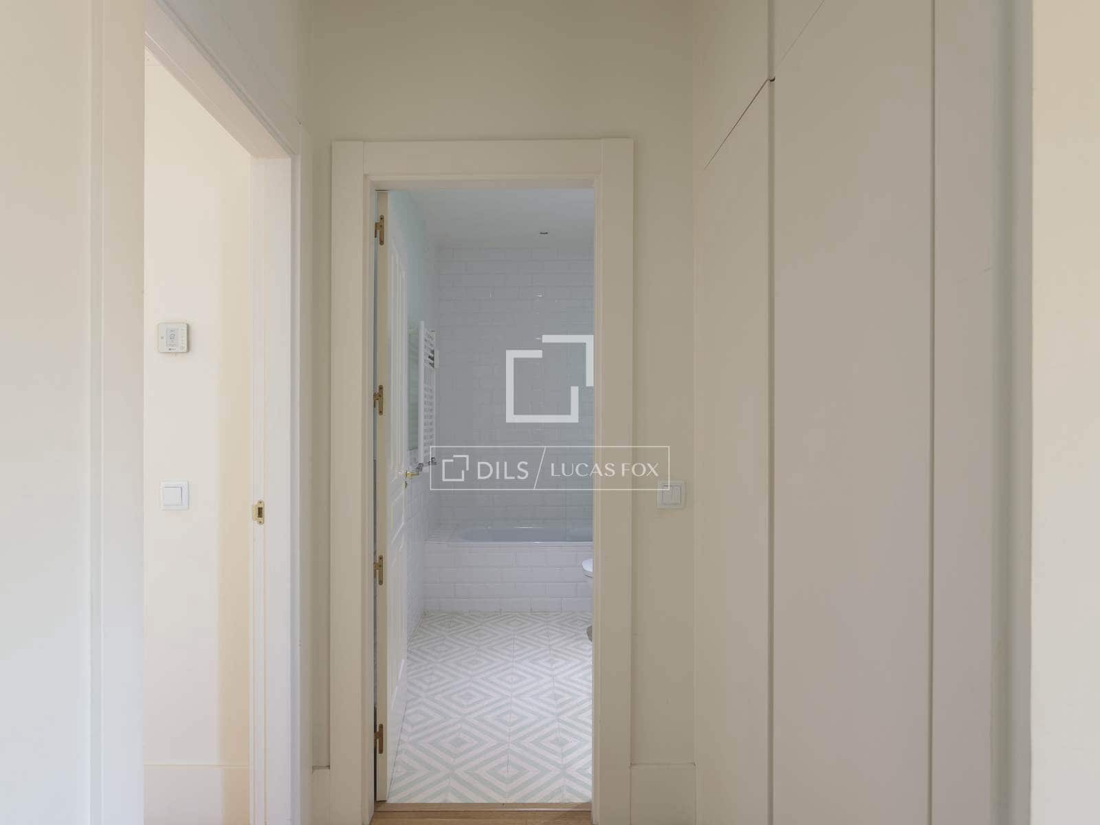 4 soverom Leilighet til leie i Madrid by - € 7 200 (Ref: 9893193)