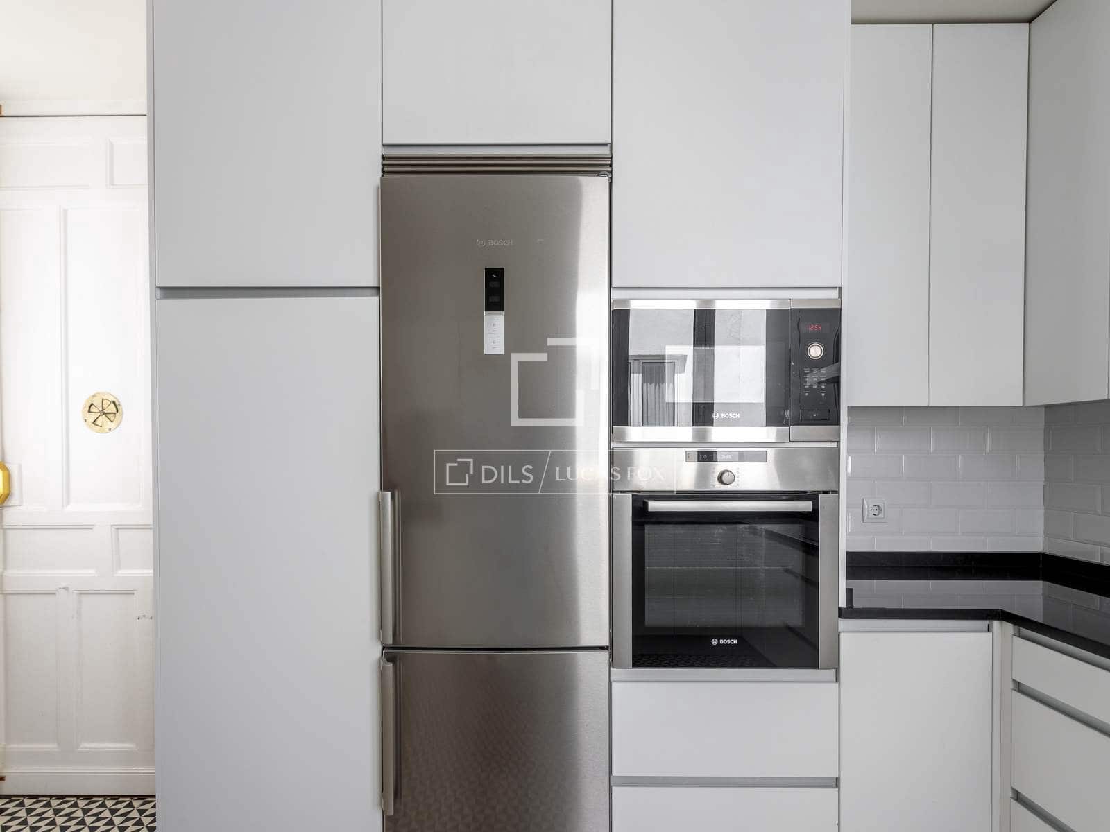 4 soverom Leilighet til leie i Madrid by - € 7 200 (Ref: 9893193)