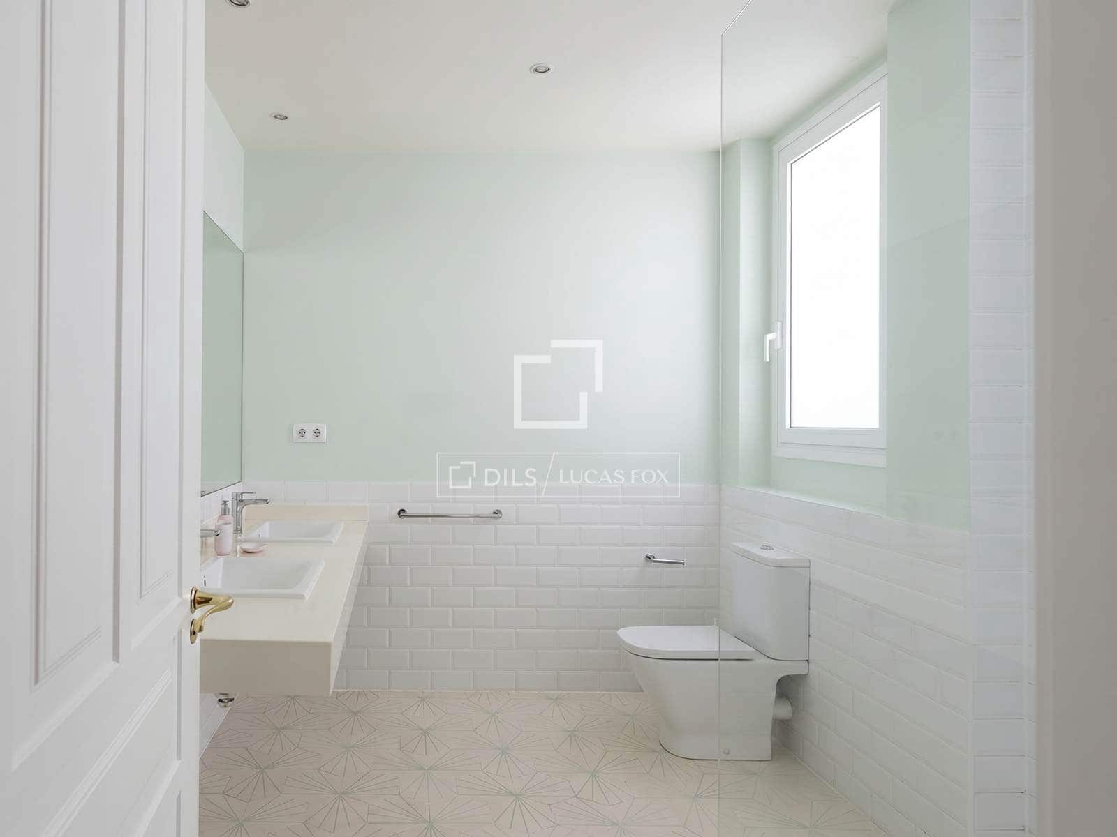 4 soverom Leilighet til leie i Madrid by - € 7 200 (Ref: 9893193)