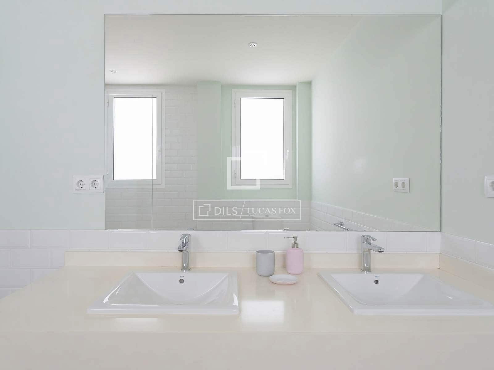 4 soverom Leilighet til leie i Madrid by - € 7 200 (Ref: 9893193)