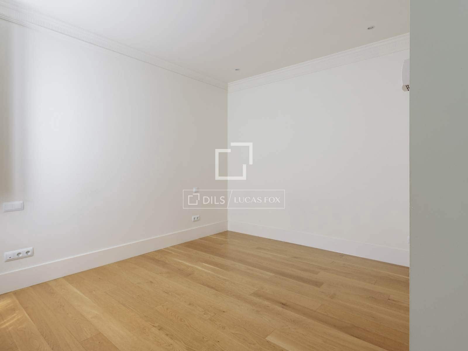 4 soverom Leilighet til leie i Madrid by - € 7 200 (Ref: 9893193)