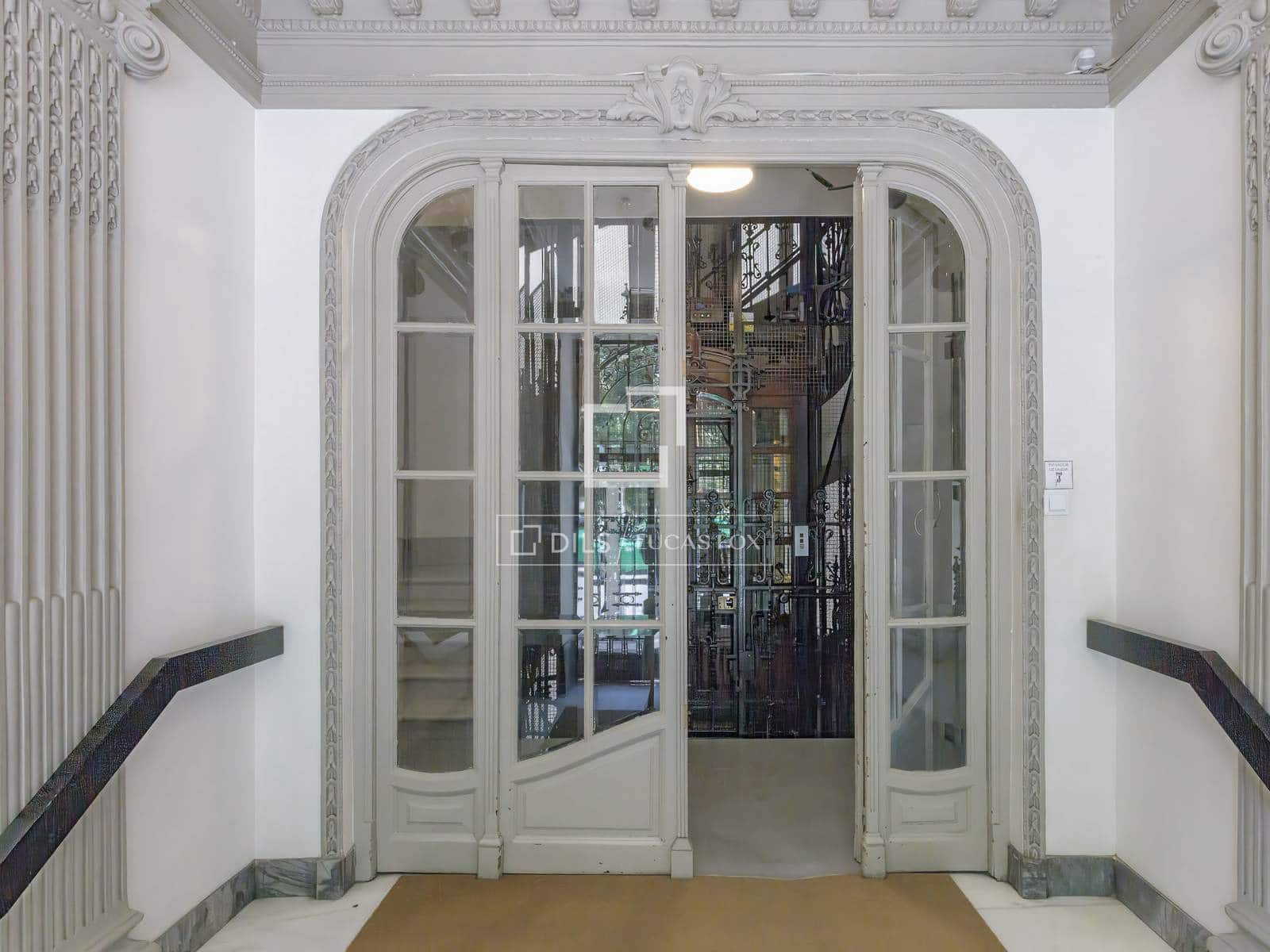 4 soverom Leilighet til leie i Madrid by - € 7 200 (Ref: 9893193)