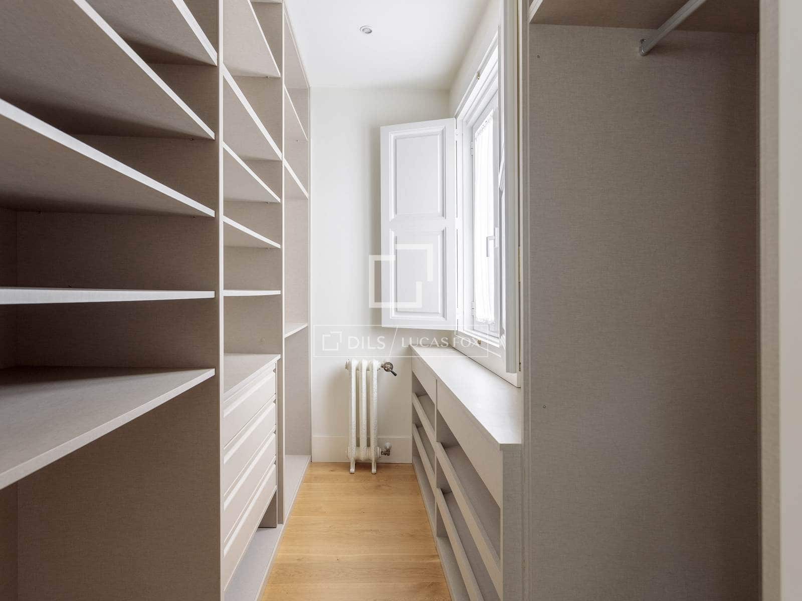 4 soverom Leilighet til leie i Madrid by - € 7 200 (Ref: 9893193)