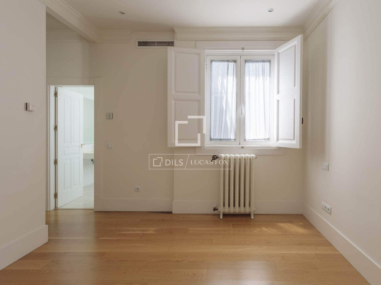 4 soverom Leilighet til leie i Madrid by - € 7 200 (Ref: 9893193)