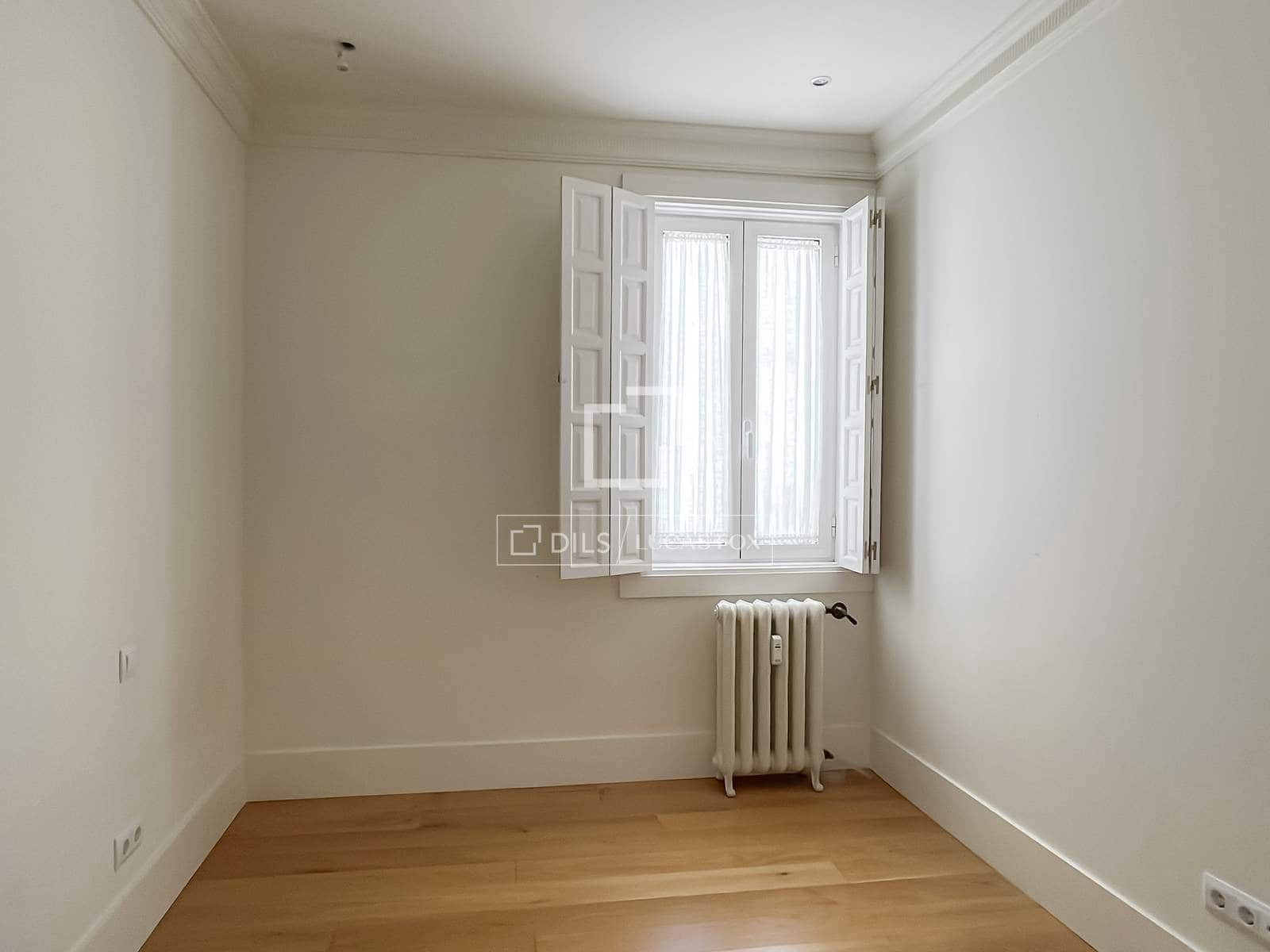 4 soverom Leilighet til leie i Madrid by - € 7 200 (Ref: 9893193)