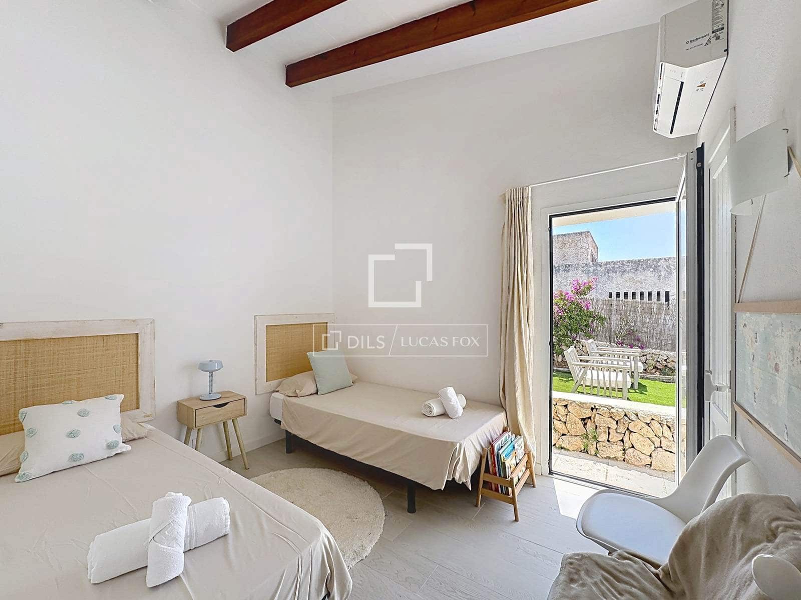 4 soverom Villa til salgs i San Luis / Sant Lluis med svømmebasseng - € 1 300 000 (Ref: 9893194)