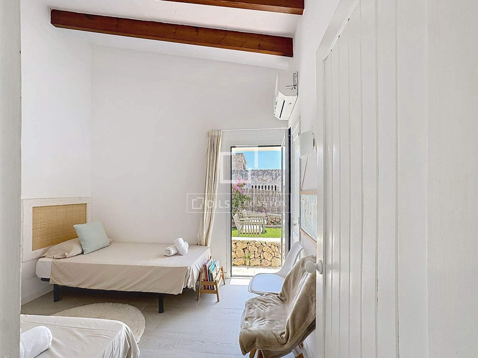 4 soverom Villa til salgs i San Luis / Sant Lluis med svømmebasseng - € 1 300 000 (Ref: 9893194)