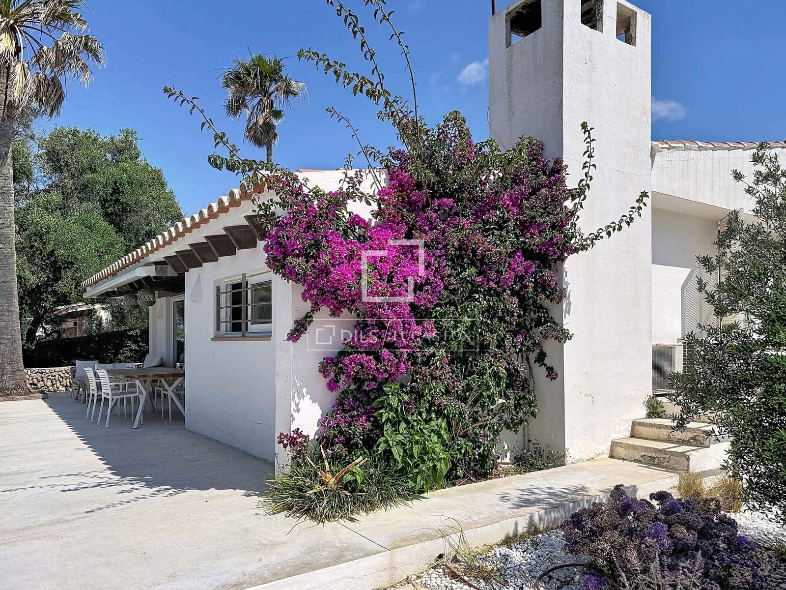 4 soverom Villa til salgs i San Luis / Sant Lluis med svømmebasseng - € 1 300 000 (Ref: 9893194)