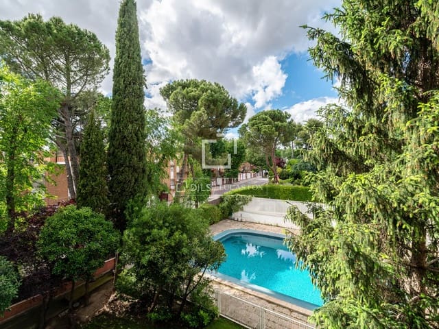 4 camera da letto Appartamento in vendita in Madrid città con piscina garage - 1.380.000 € (Rif: 9893196)