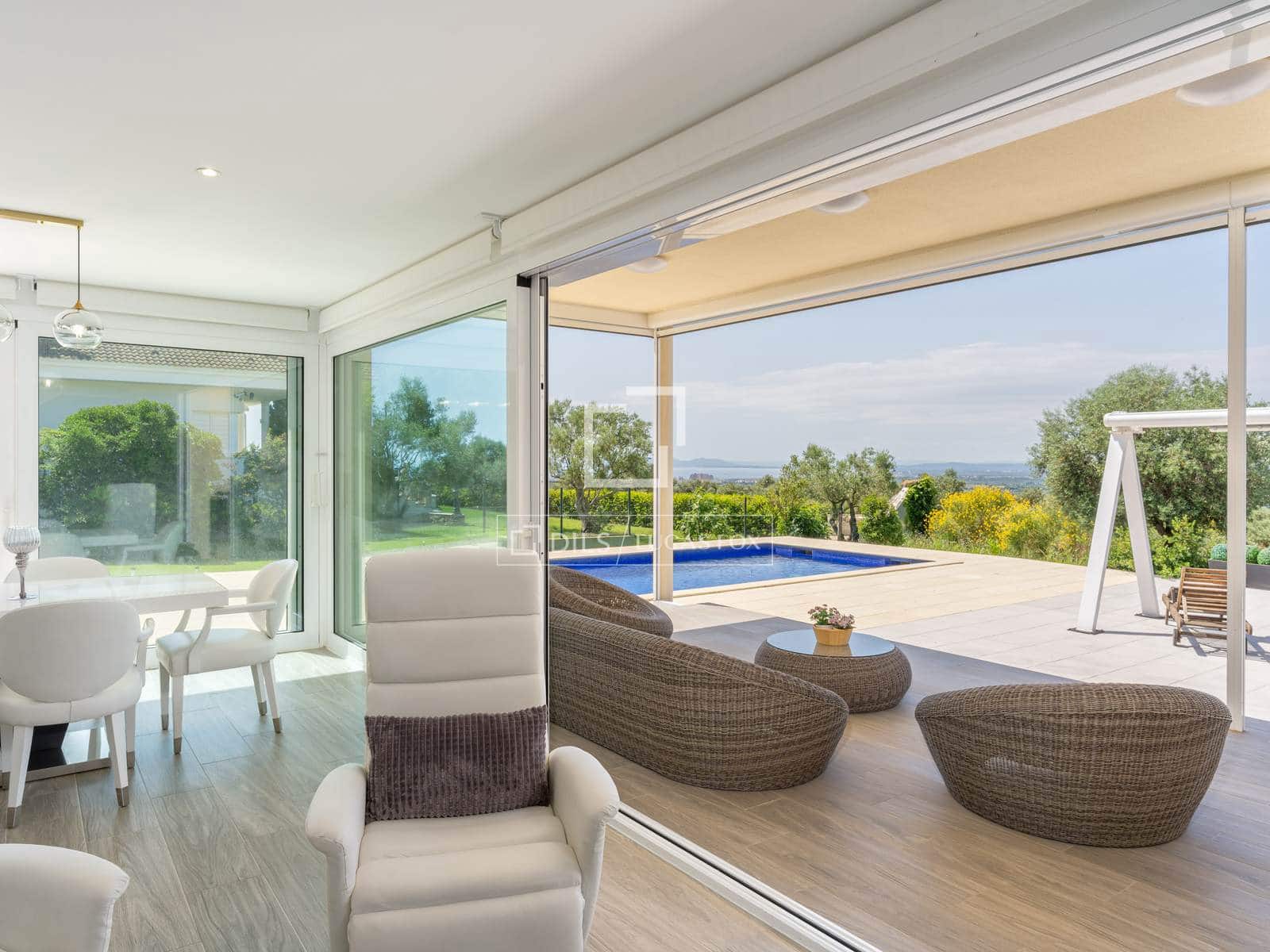 4 bedroom Villa for sale in Palau-saverdera with pool garage - € 1,200,000 (Ref: 9893197)