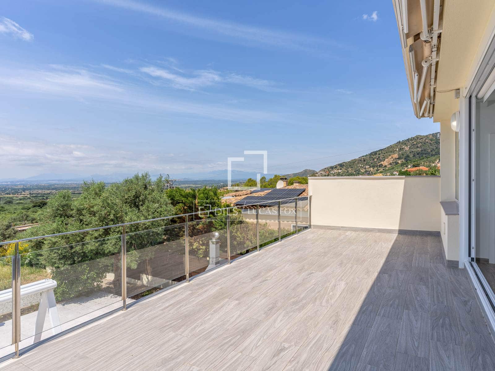 4 bedroom Villa for sale in Palau-saverdera with pool garage - € 1,200,000 (Ref: 9893197)