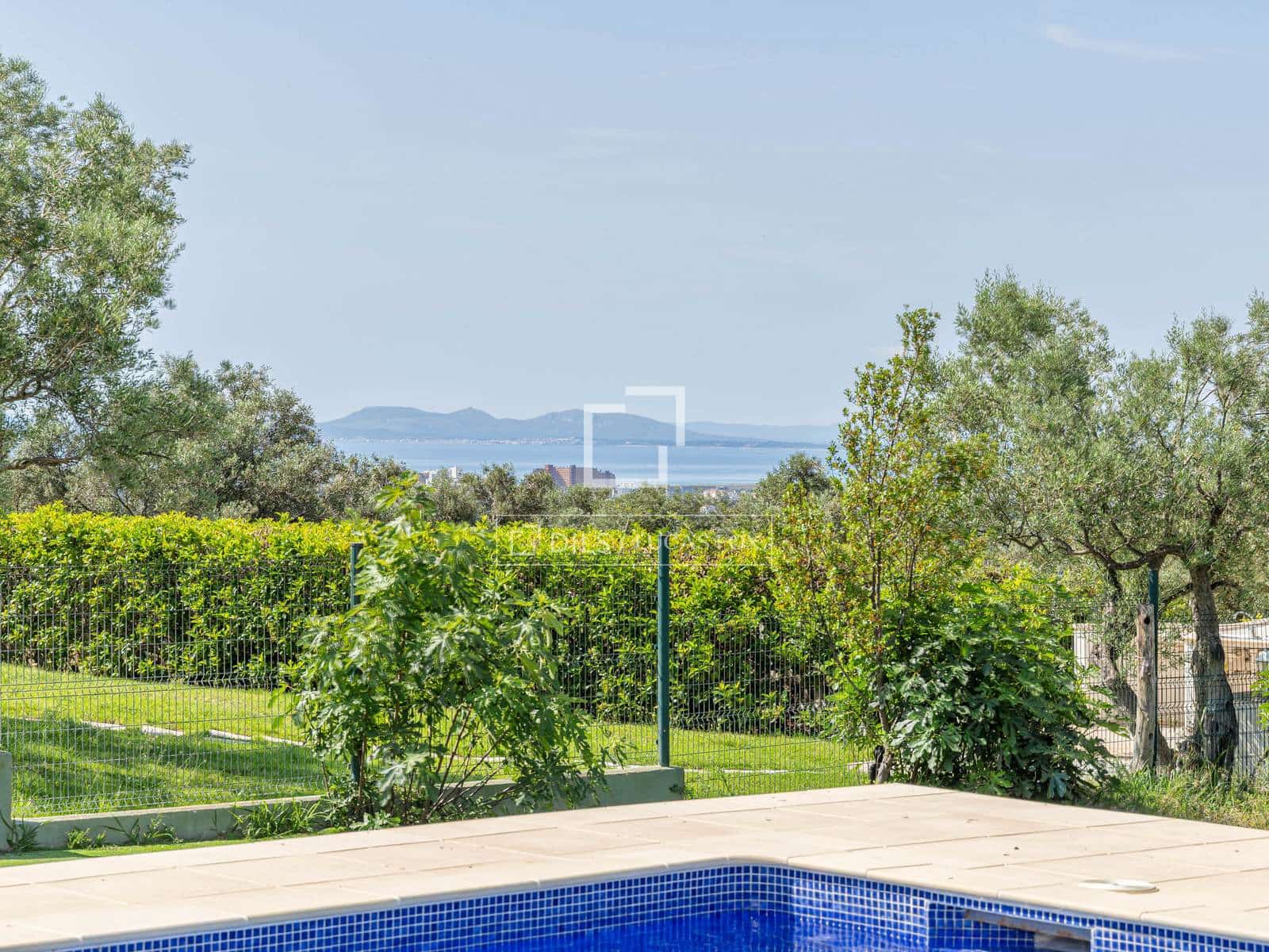 4 bedroom Villa for sale in Palau-saverdera with pool garage - € 1,200,000 (Ref: 9893197)