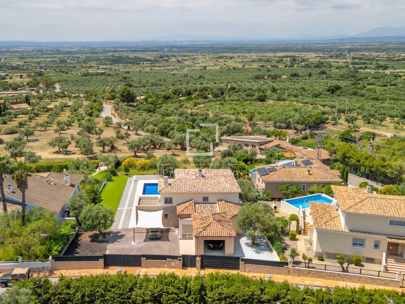 4 bedroom Villa for sale in Palau-saverdera with pool garage - € 1,200,000 (Ref: 9893197)