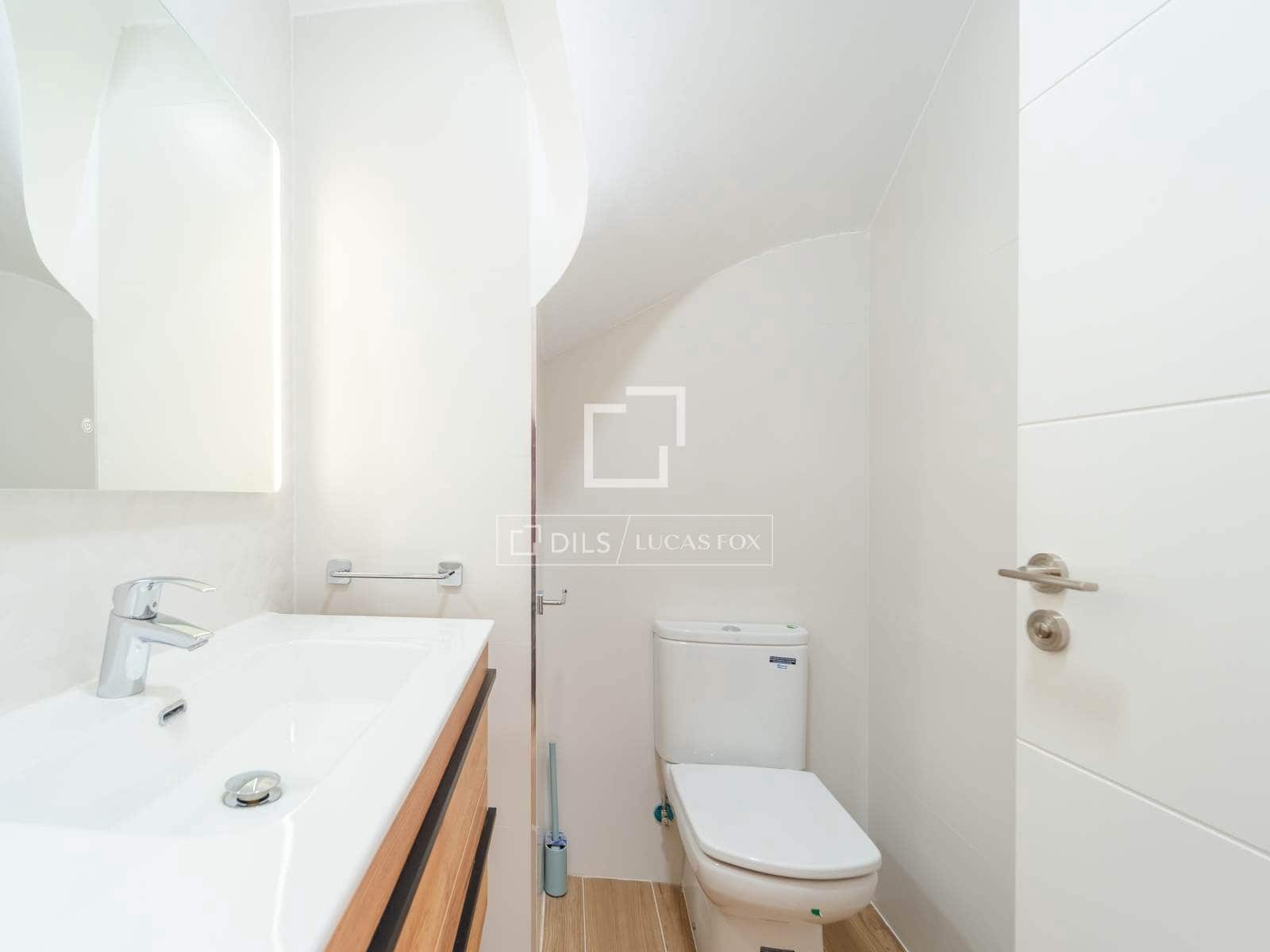 4 Zimmer Villa zu vermieten in L'Eliana mit Garage - 2.500 € (Ref: 9894864)