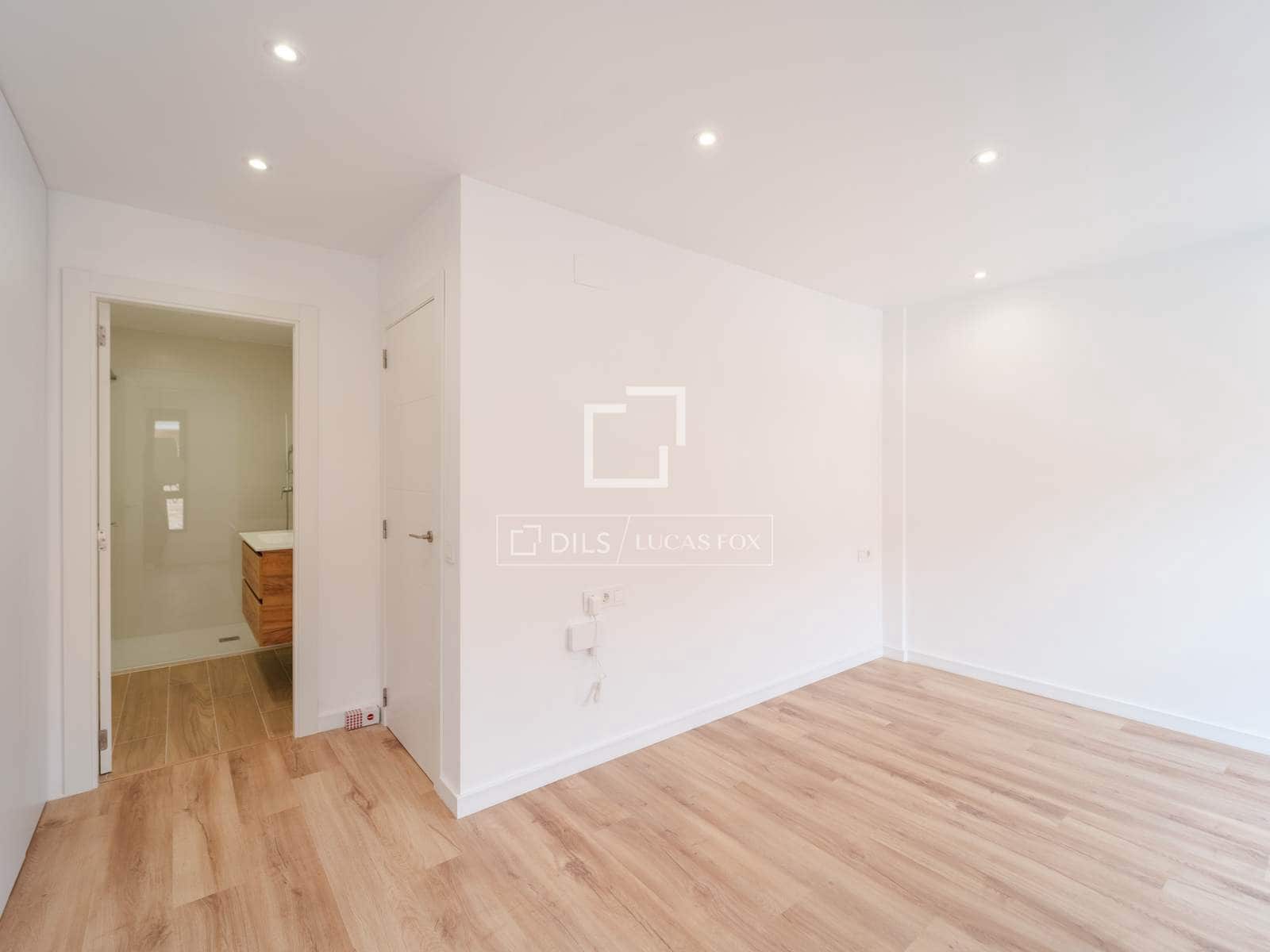 4 Zimmer Villa zu vermieten in L'Eliana mit Garage - 2.500 € (Ref: 9894864)