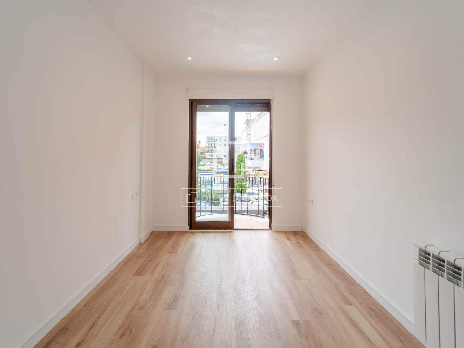 4 Zimmer Villa zu vermieten in L'Eliana mit Garage - 2.500 € (Ref: 9894864)