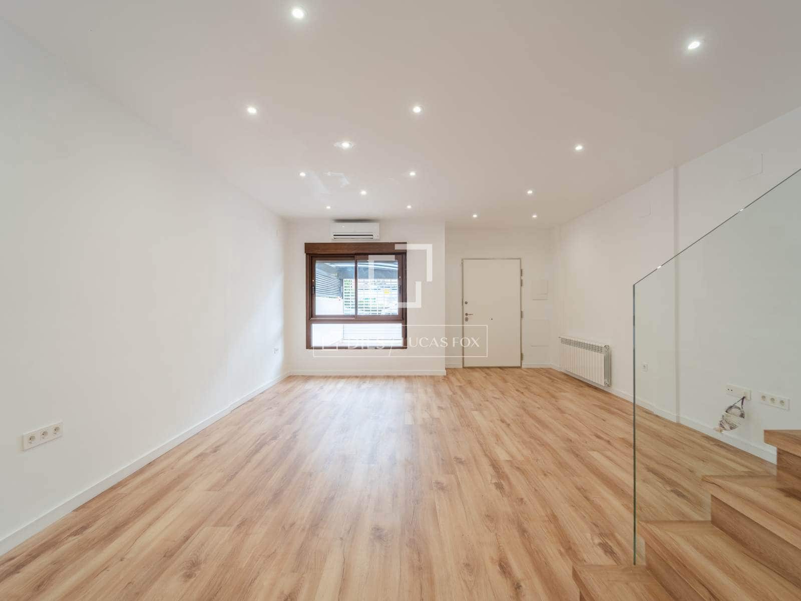 4 Zimmer Villa zu vermieten in L'Eliana mit Garage - 2.500 € (Ref: 9894864)