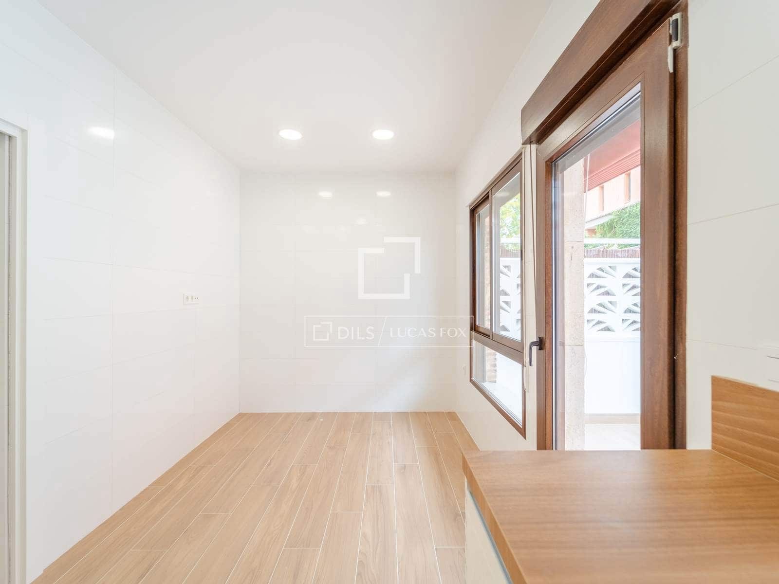 4 Zimmer Villa zu vermieten in L'Eliana mit Garage - 2.500 € (Ref: 9894864)