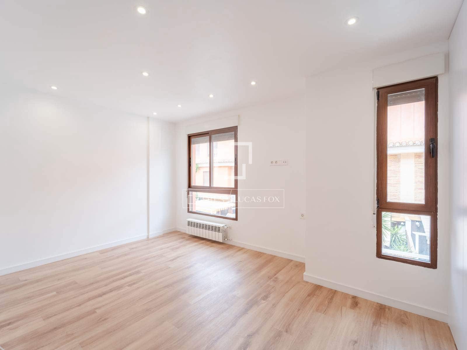 4 Zimmer Villa zu vermieten in L'Eliana mit Garage - 2.500 € (Ref: 9894864)