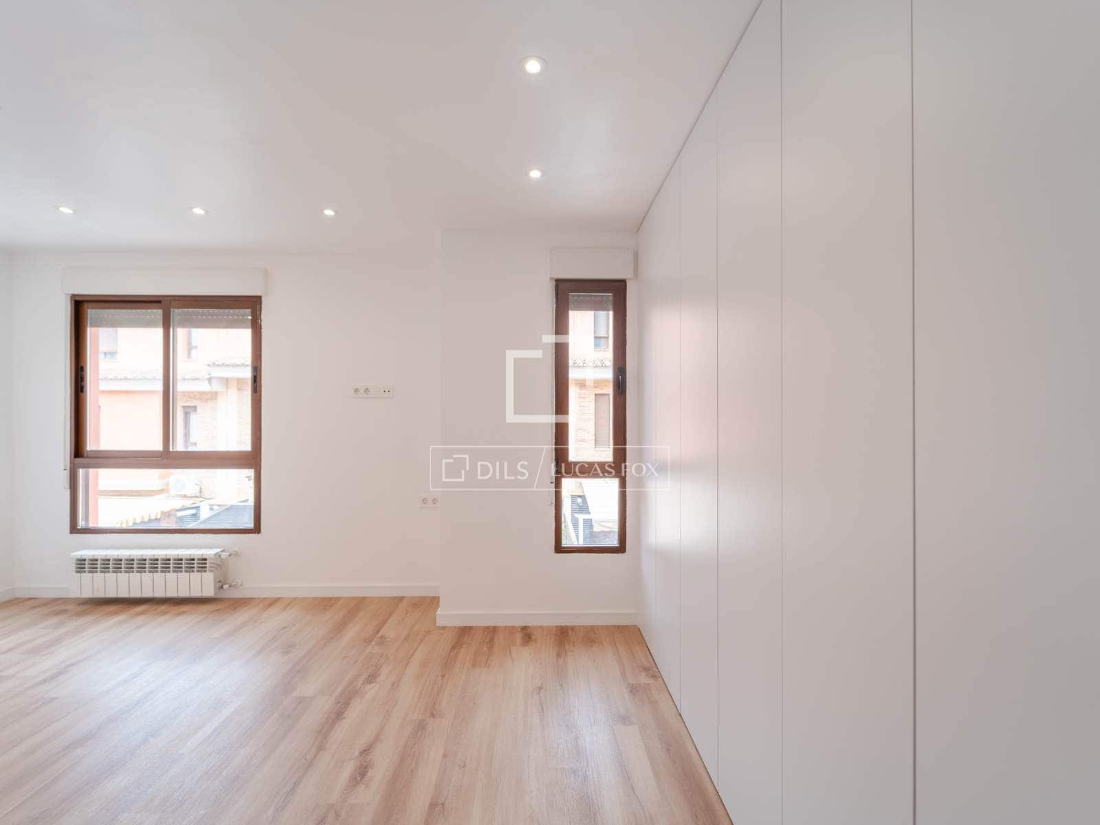 4 Zimmer Villa zu vermieten in L'Eliana mit Garage - 2.500 € (Ref: 9894864)
