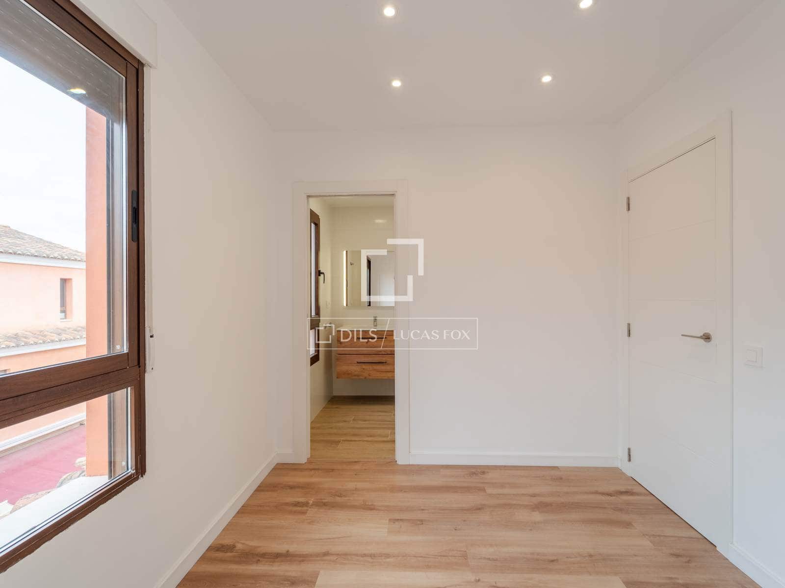 4 Zimmer Villa zu vermieten in L'Eliana mit Garage - 2.500 € (Ref: 9894864)