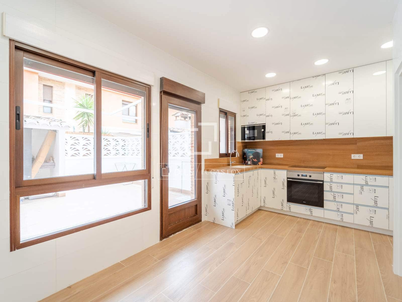 4 Zimmer Villa zu vermieten in L'Eliana mit Garage - 2.500 € (Ref: 9894864)