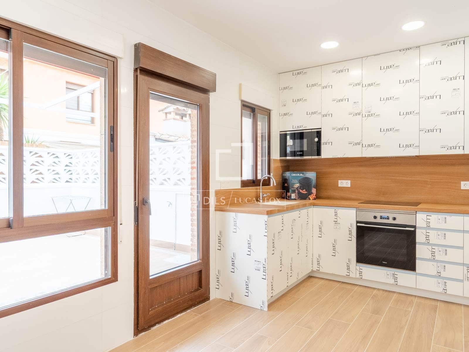 4 Zimmer Villa zu vermieten in L'Eliana mit Garage - 2.500 € (Ref: 9894864)