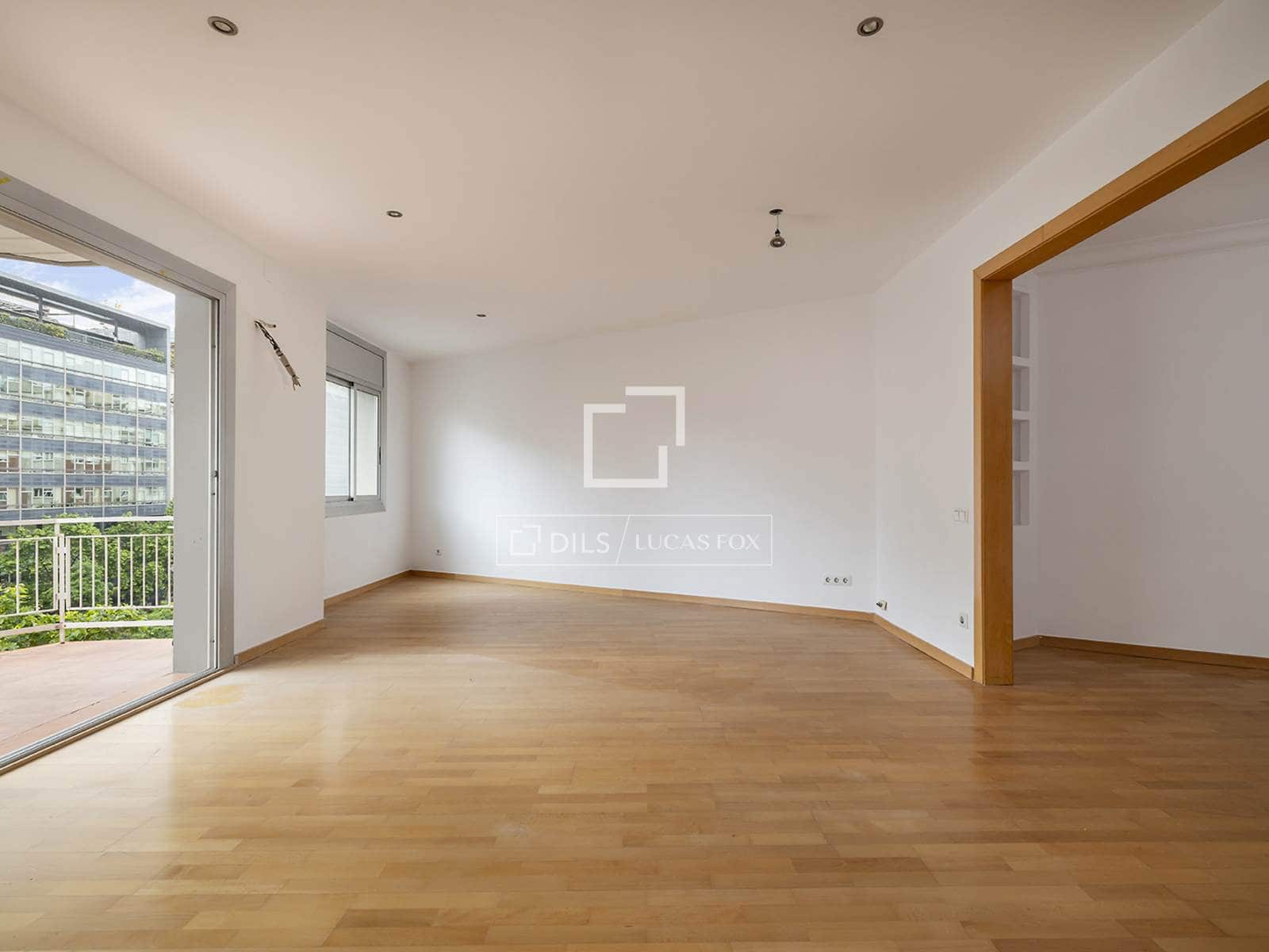 4 soverom Leilighet til salgs i Barcelona by - € 865 000 (Ref: 9895087)