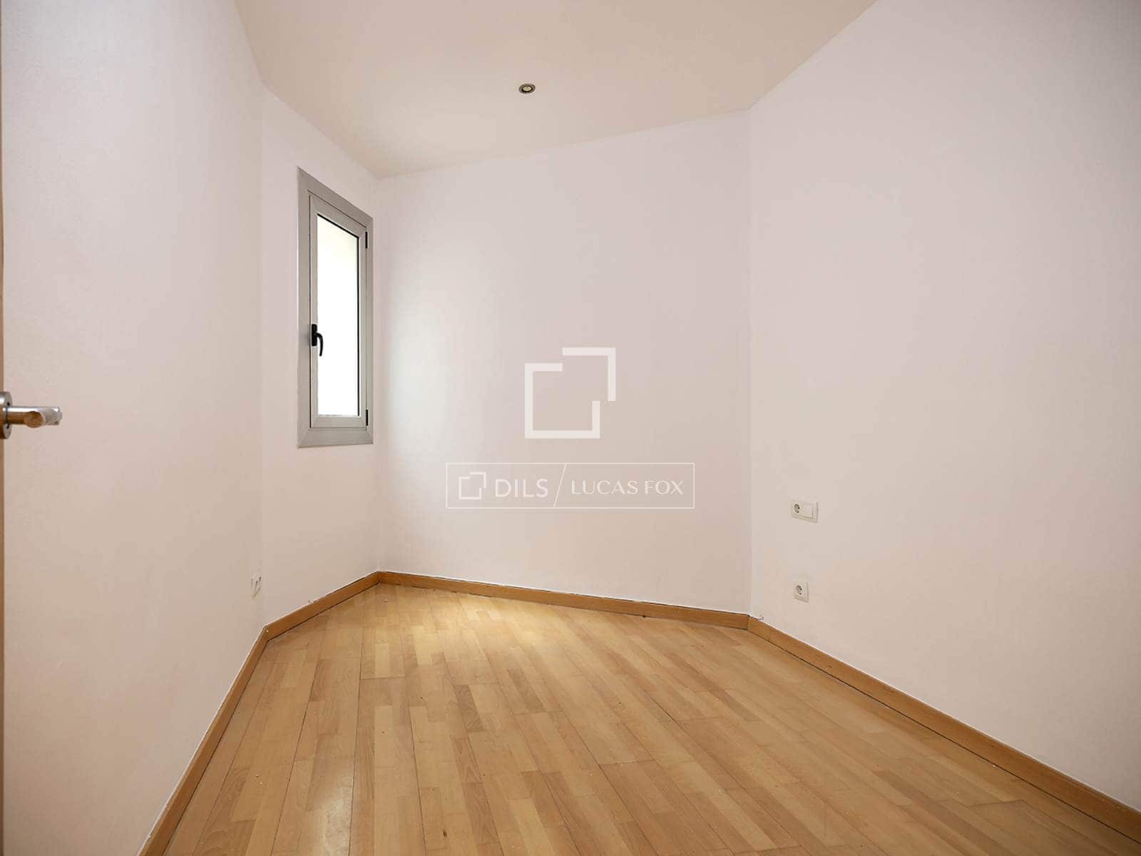 4 soverom Leilighet til salgs i Barcelona by - € 865 000 (Ref: 9895087)