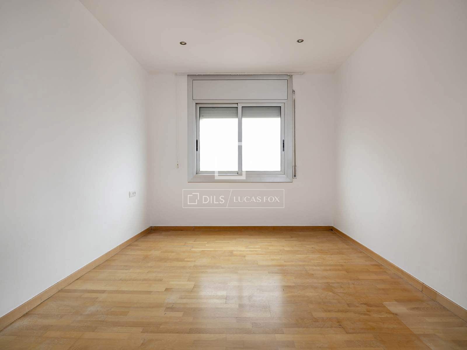 4 soverom Leilighet til salgs i Barcelona by - € 865 000 (Ref: 9895087)