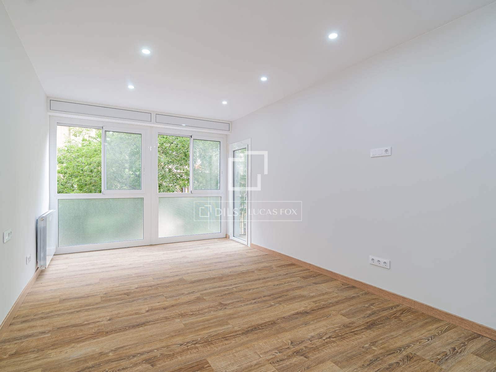 6 bedroom Apartment for sale in Barcelona city - € 1,150,000 (Ref: 9895088)