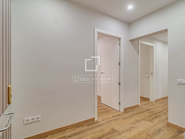 6 bedroom Apartment for sale in Barcelona city - € 1,150,000 (Ref: 9895088)